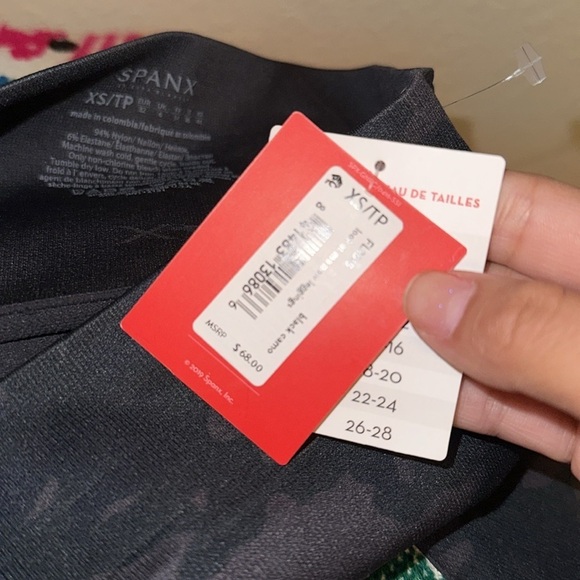 SPANX Camo Leggings - Picture 5 of 7